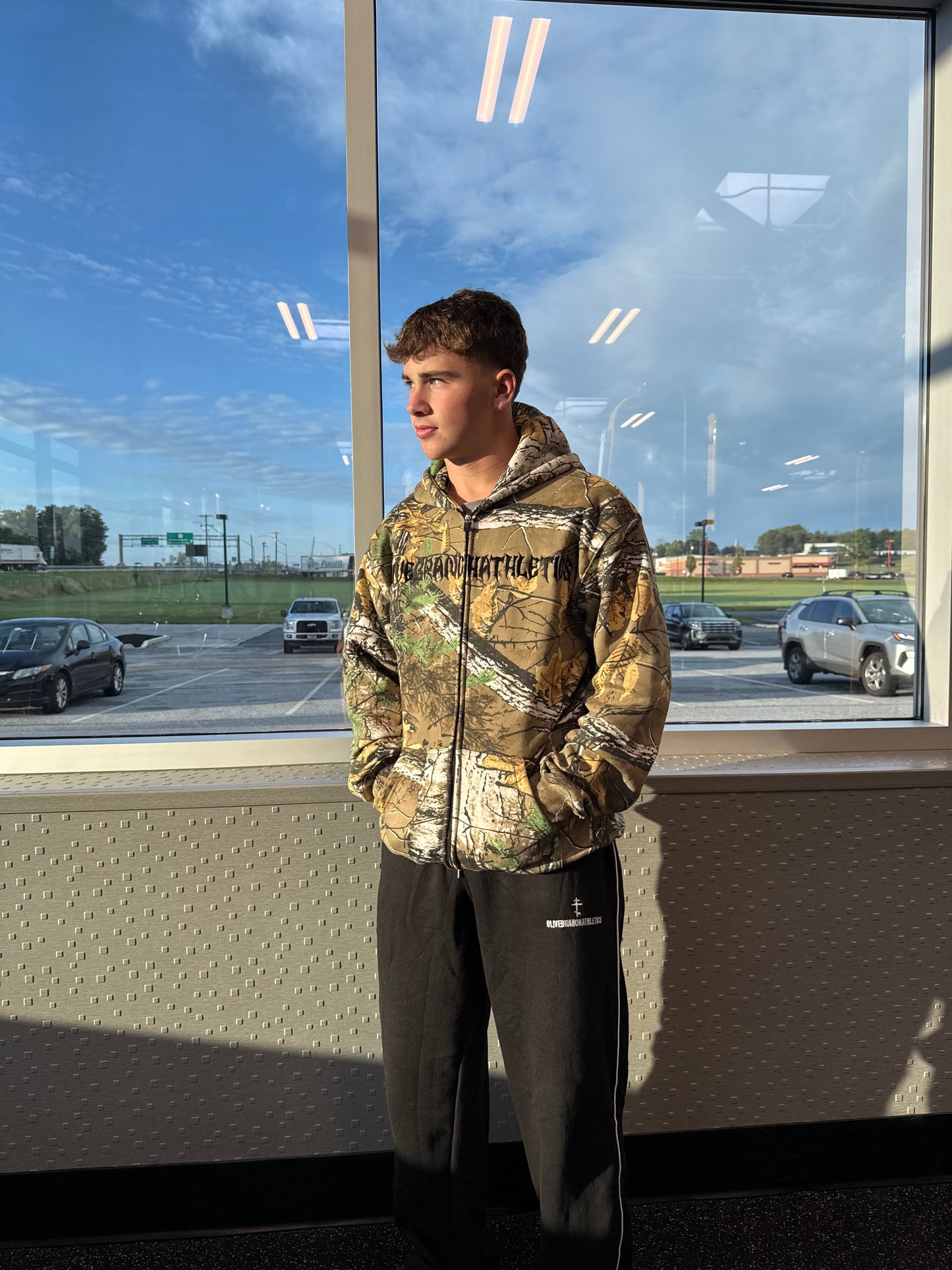 MOLON LABE Hoodie